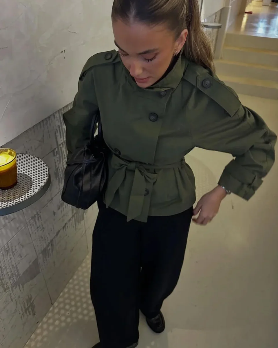 Anna Kort Trench med Skärp - Bild 8