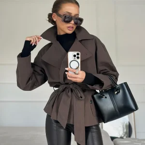Dianna kort trenchcoat med bälte